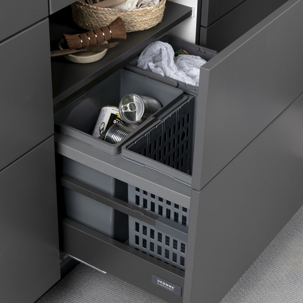 Atira affaldskap 60, skuffe med affaldsinteriør og lav front Atira affaldskap 60, skuffe med affaldsinteriør og lav front