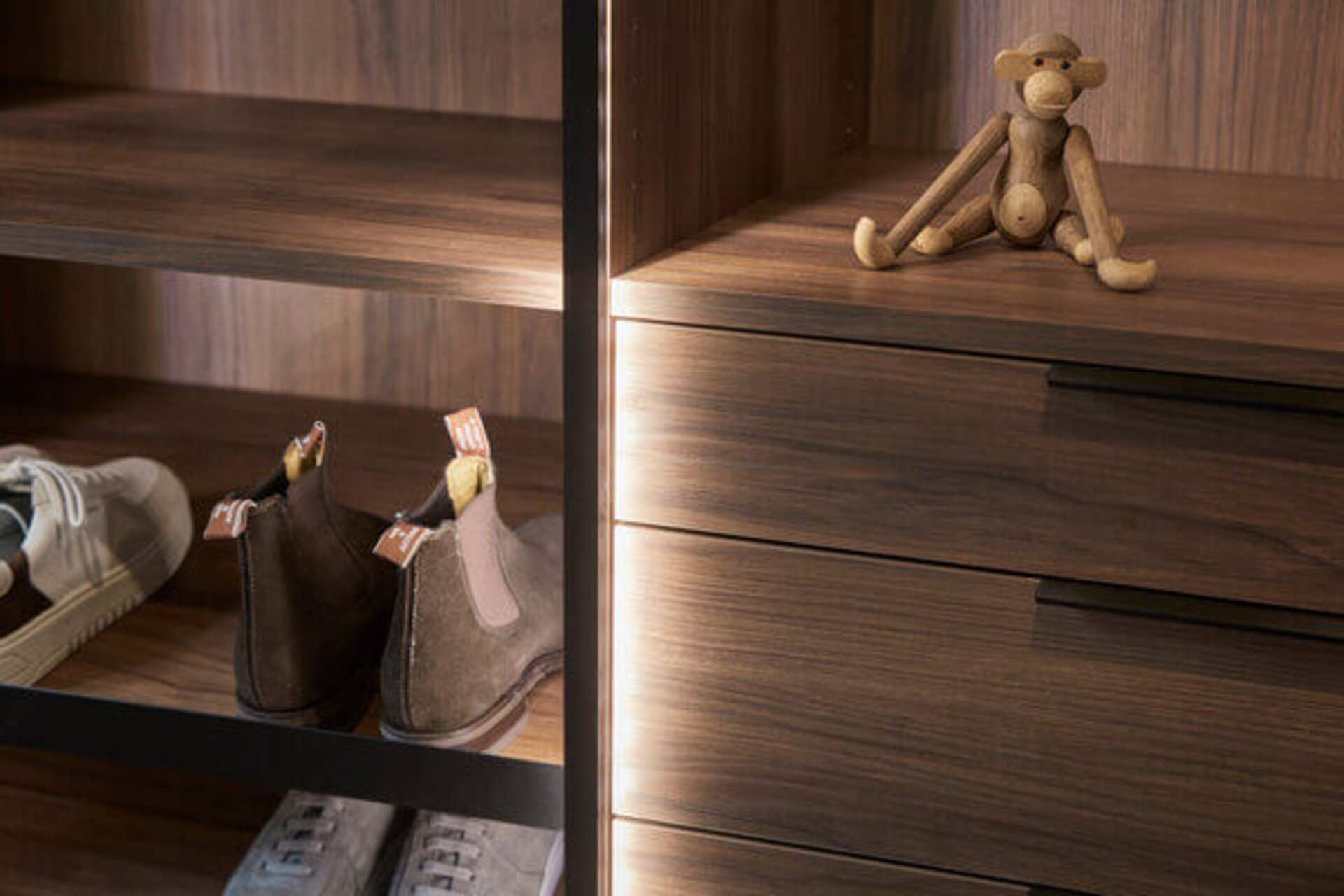 Garderobebelysning Slimlight svart Garderobebelysning Slimlight svart