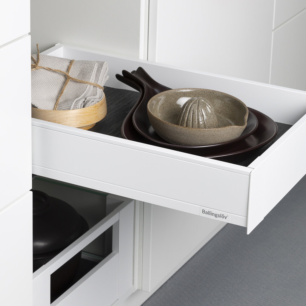 Bakke 40 hvit metall lav Bakke 40 hvit metall lav