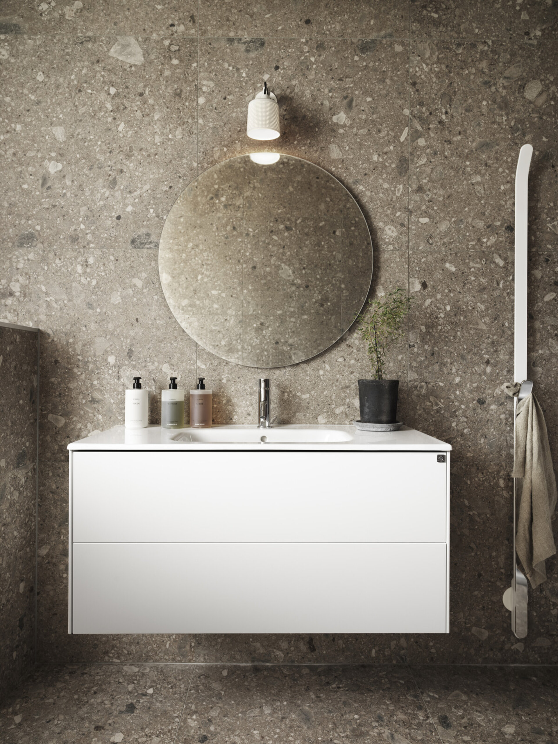 Baderomsinspirasjon Lessmore hvit