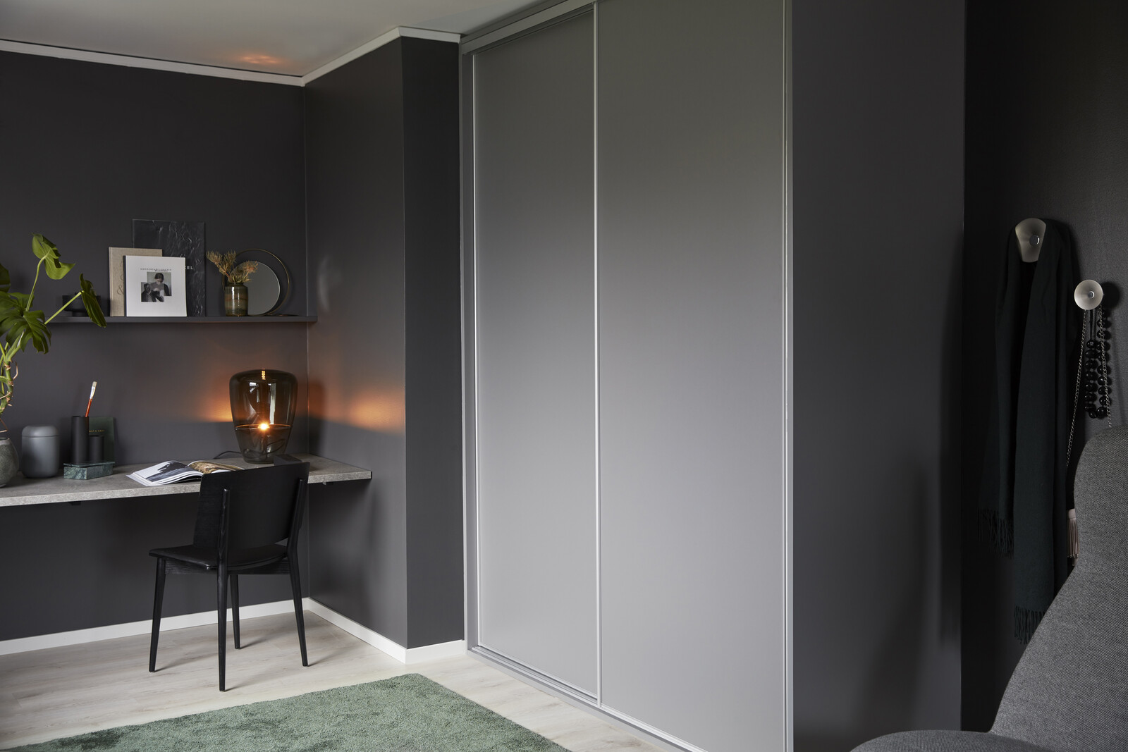 Garderobeinspirasjon Lounge sølv grå Garderobeinspirasjon Lounge sølv grå