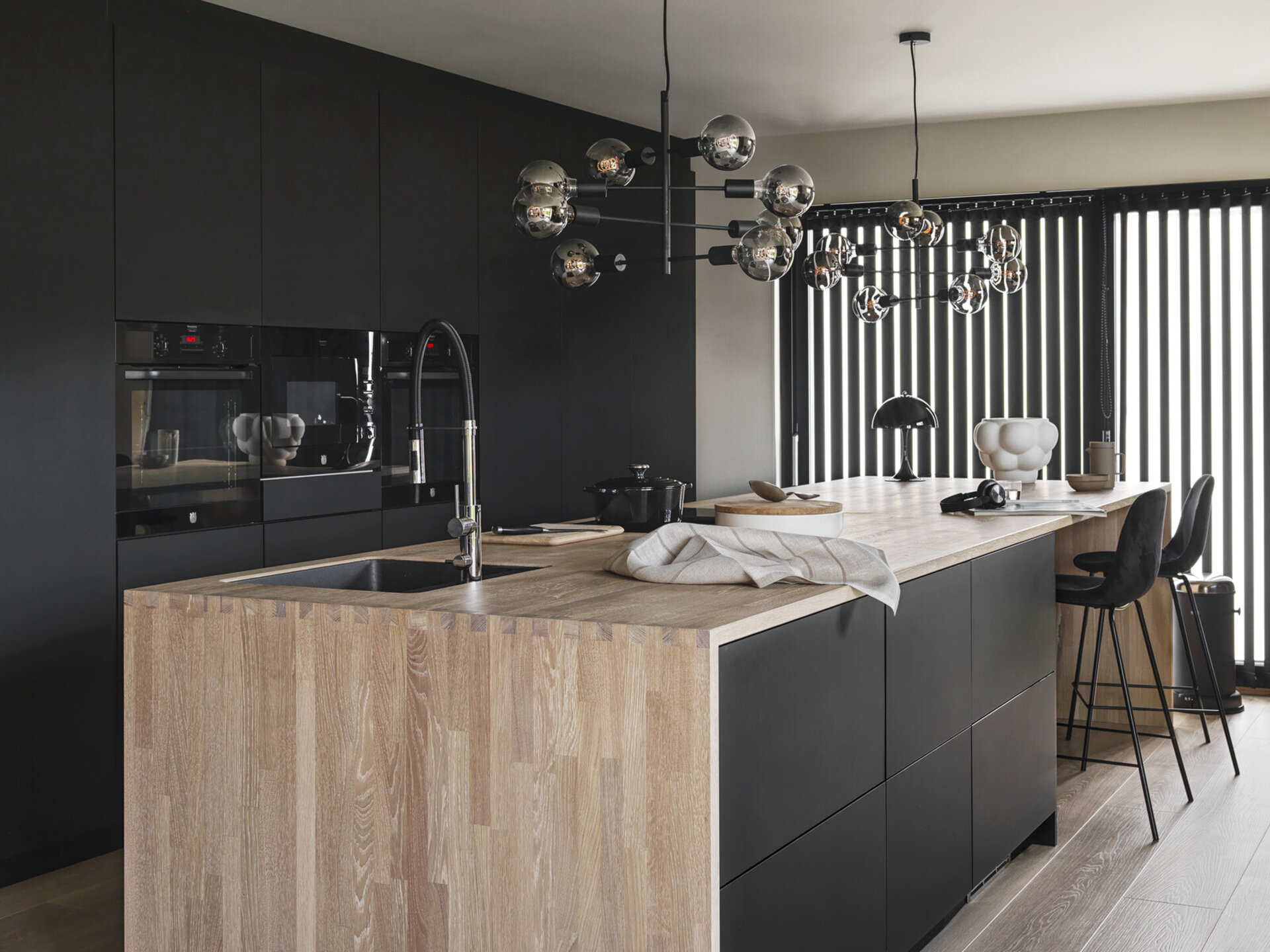 Kjøkkeninspirasjon Fenix svart Kjøkkeninspirasjon Fenix svart