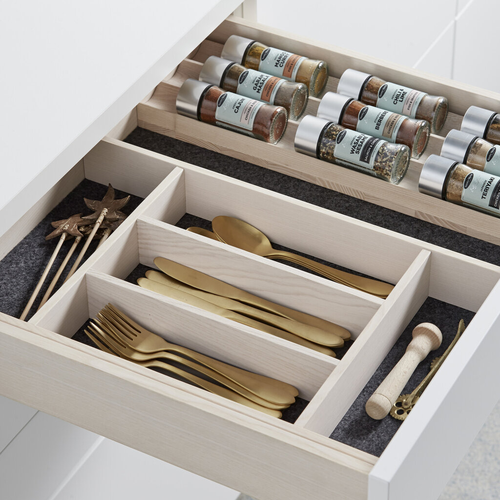 Innsats tre, bestikk, krydd, treskuffe 60