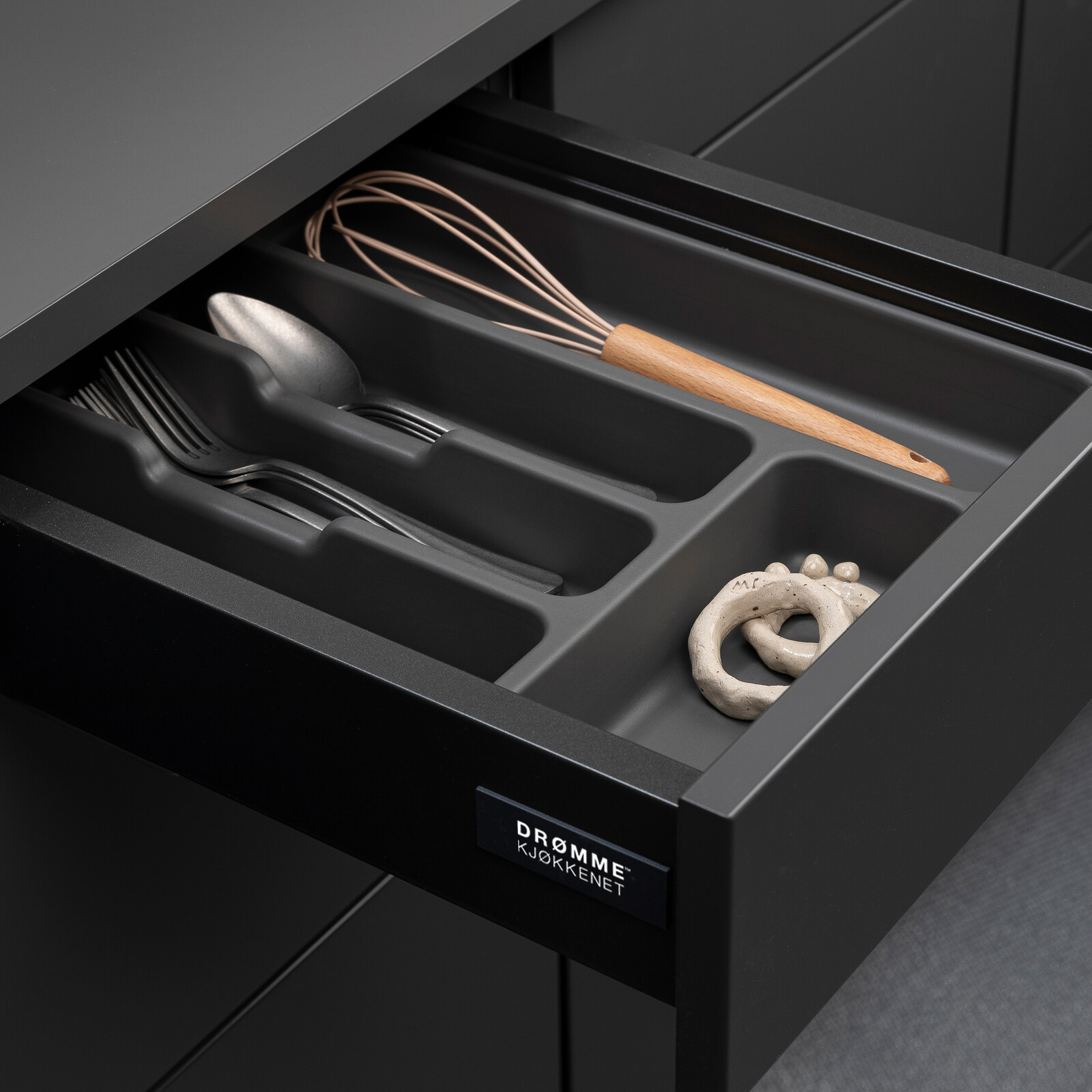 Skuffeinnsats 40 grå plast Atira