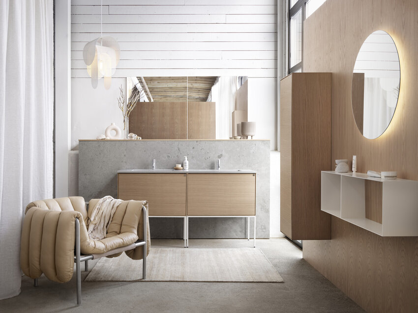 Baderomsinspirasjon Vanity eik hvitpigmentert