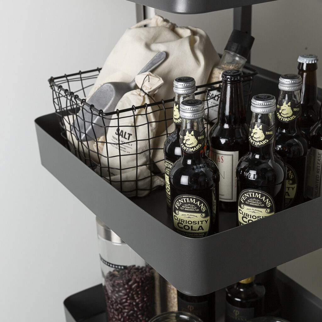 Matskapinnredning uttrekkbar 60