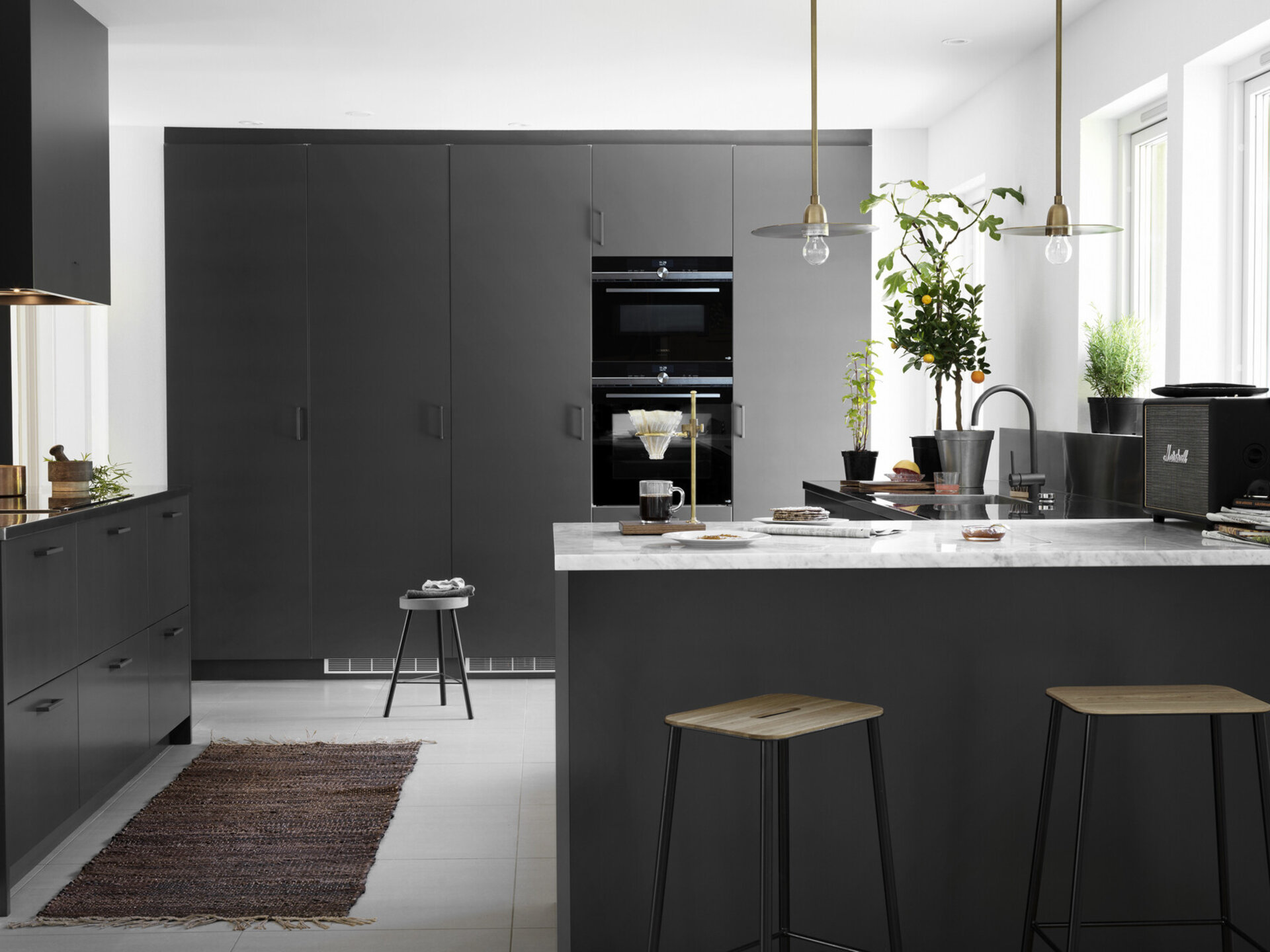 Kjøkkeninspirasjon Bistro peppergrå