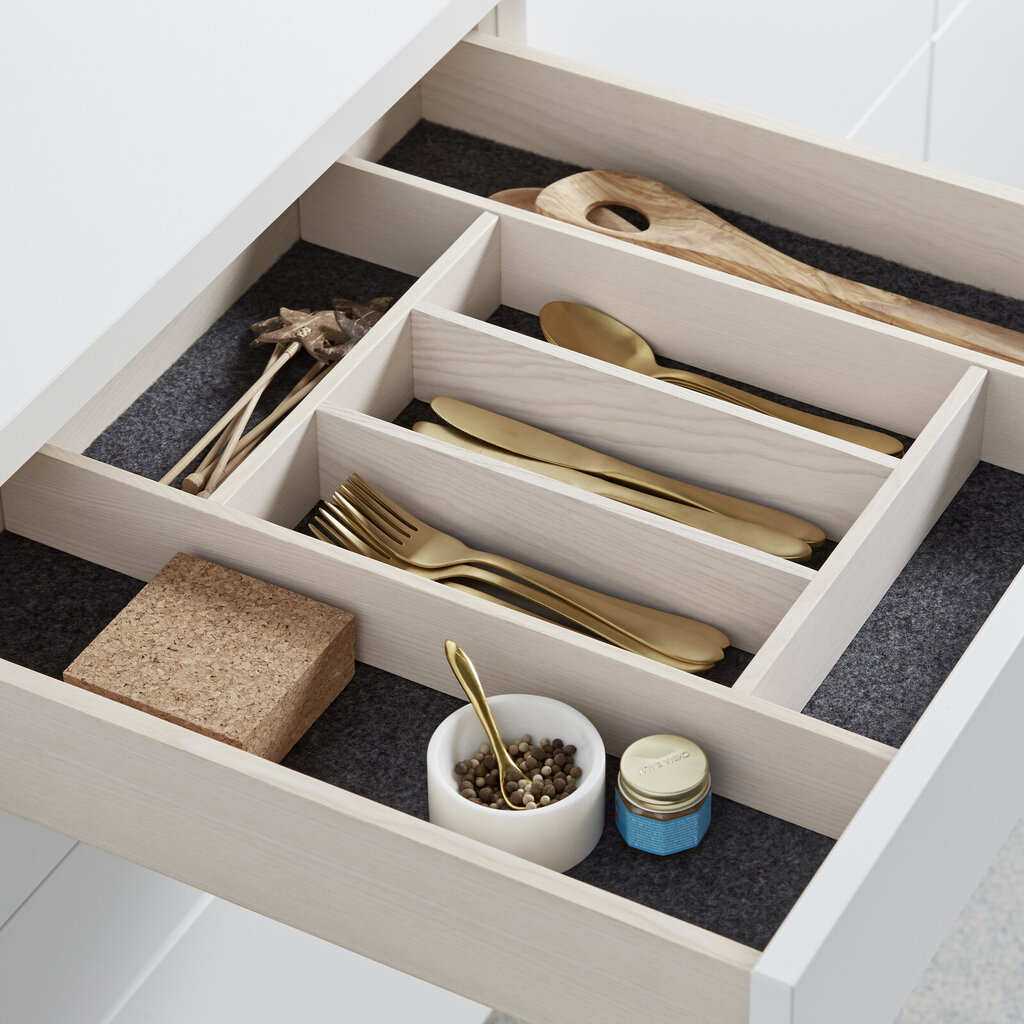 Innsats tre, bestikk, treskuffe 60 Innsats tre, bestikk, treskuffe 60